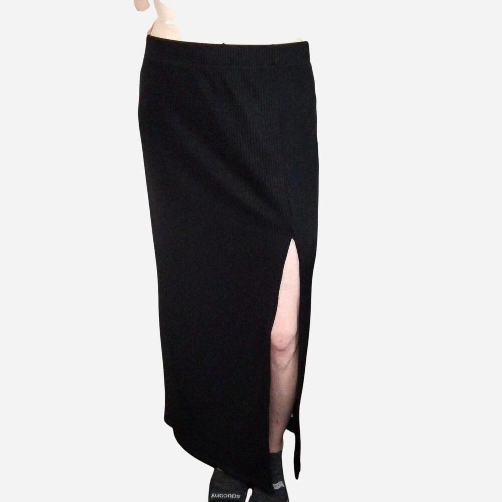 Free People Ribbed Maxi Skirt Size Small Black